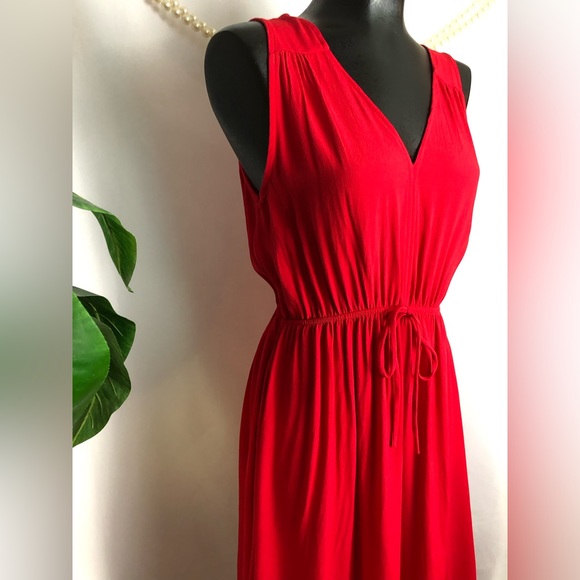 Jolie | Medium Red Dress - Picture 2 of 8